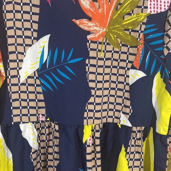 Dress - Picture 6 of 7